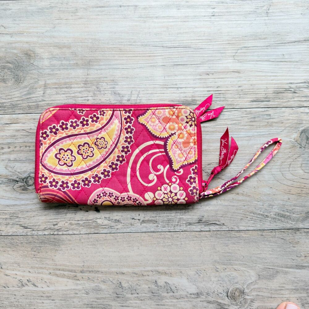 Vera Bradley Y2K Wristlet Raspberry Fizz Zip Around Wallet Pink Floral Paisley - Picture 2 of 11